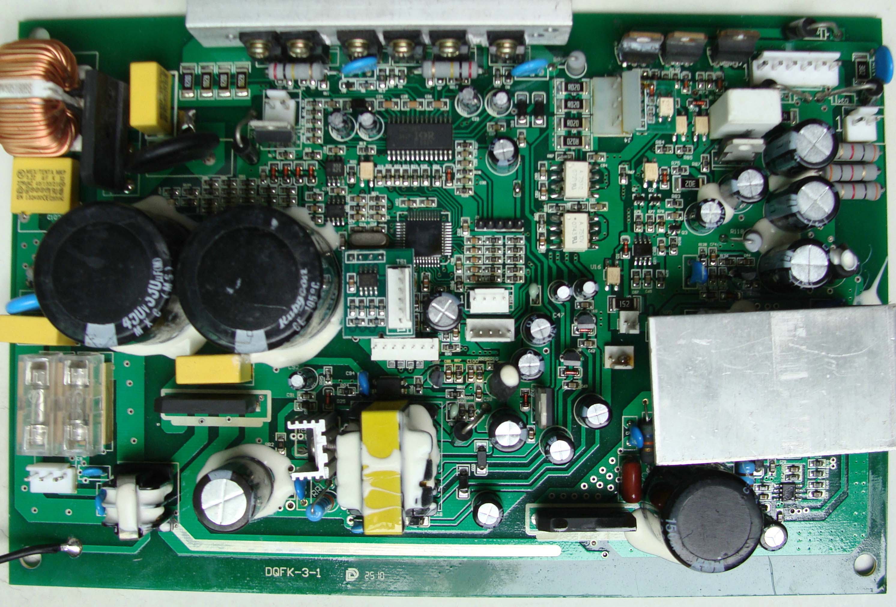 PCB抄板與芯片解密試之裂縫測深儀開發(fā)制作